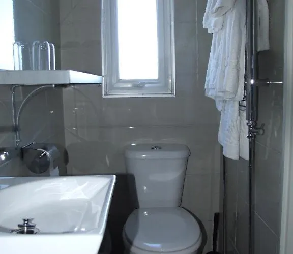 Bed & Breakfast Archways